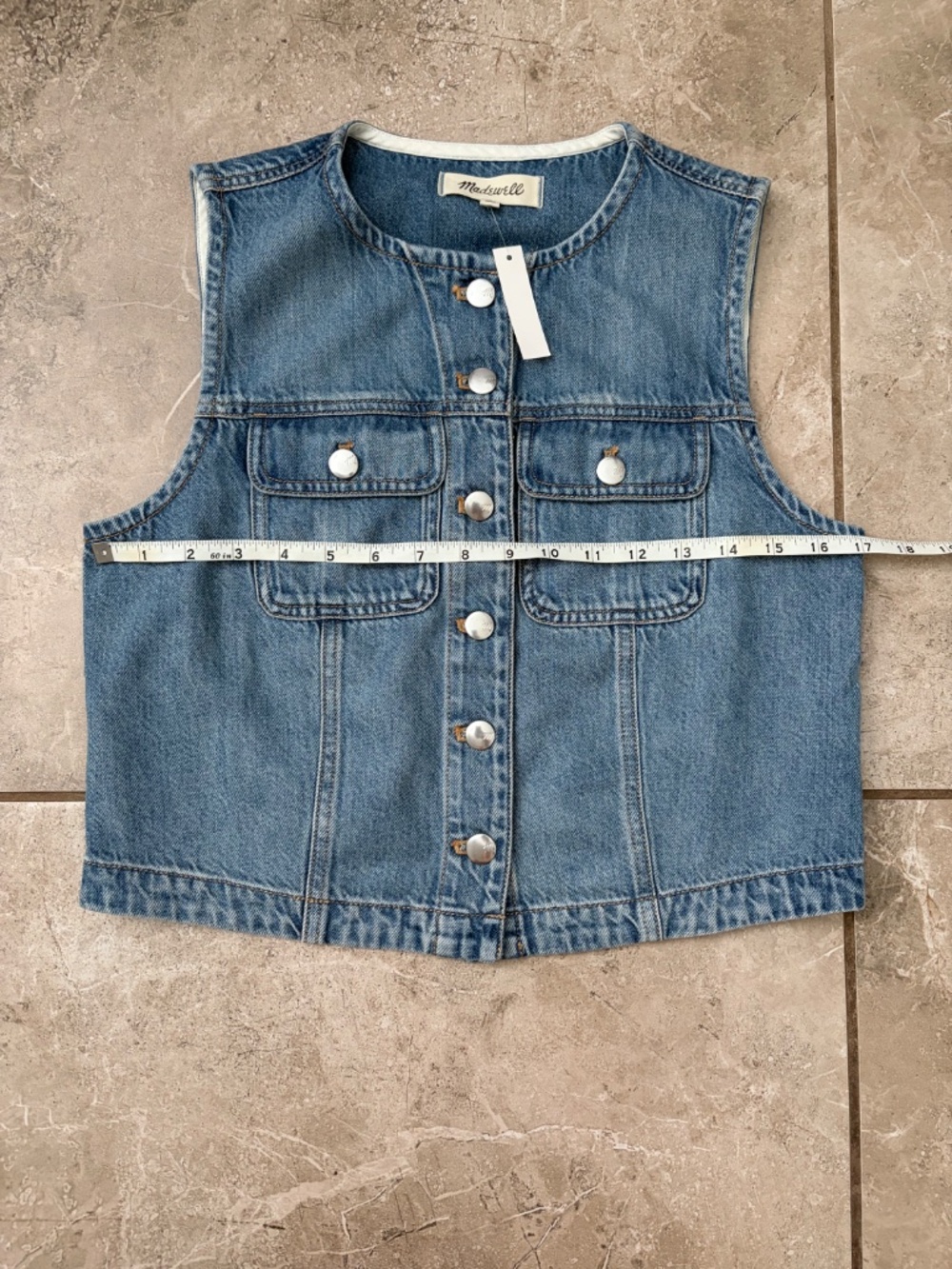 Madewell Cropped Denim Vest: Airy Denim Edition - Picture 5 of 6